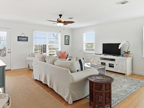 3rd image of 16630 Jamaica Inn Rd