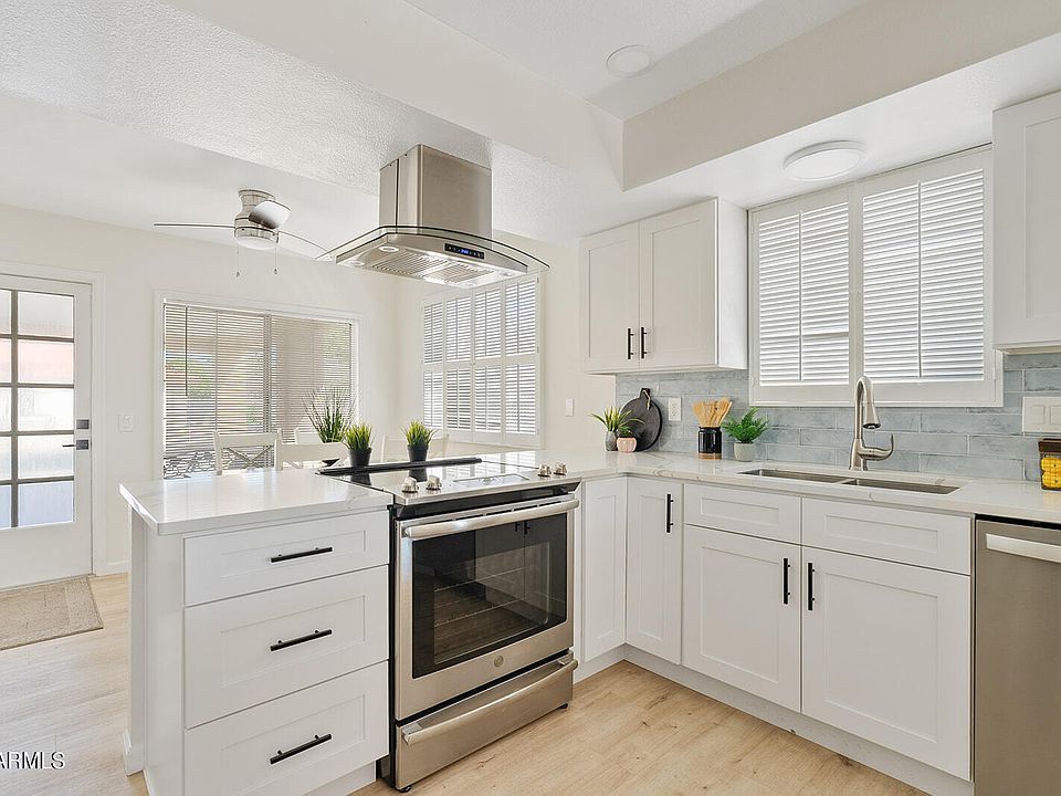 1st image of 26414 S LAKEMONT Drive