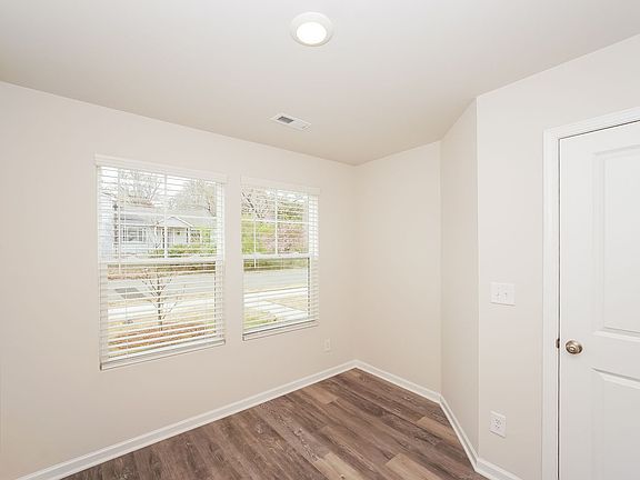 4th image of 1215 Briarhill Rd Unit B