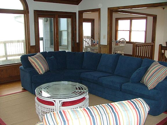 4th image of 467 Maritime Pl