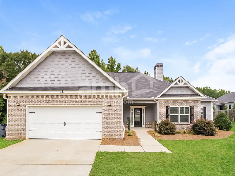 121 Coulter Woods Dr — Photo 1