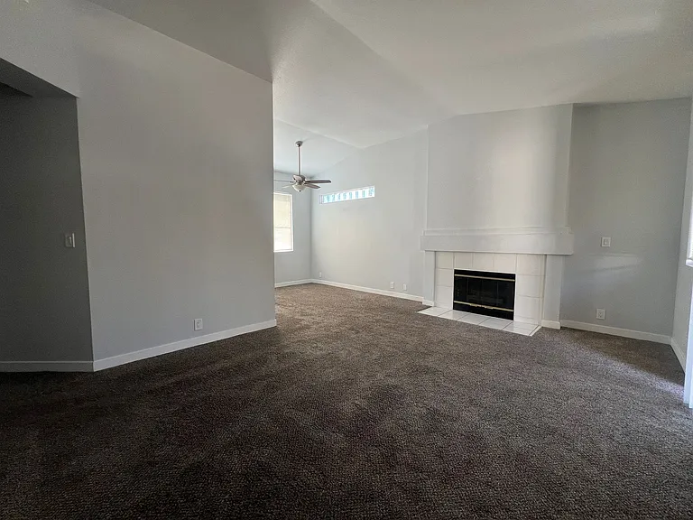5155 W Tropicana Ave #2006 — Photo 7