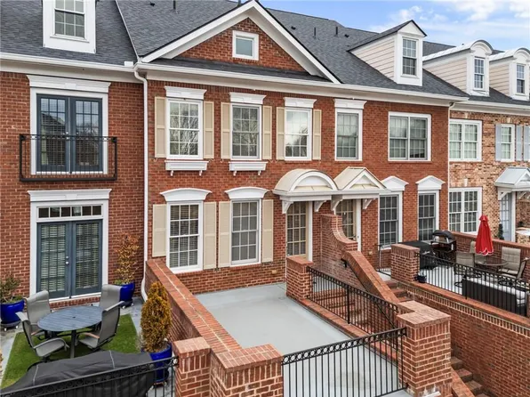 5905 Waters Edge Trl, Roswell, GA 30075