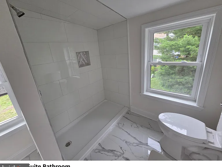 5 & 7 N Locust Ave — Photo 40