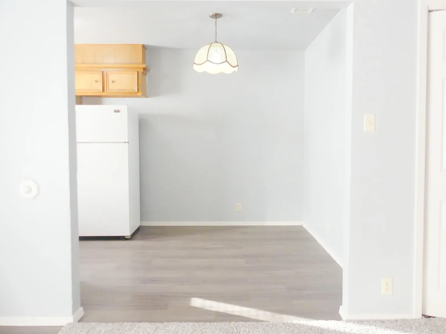 1201 Redwood Dr - Apt D — Photo 4