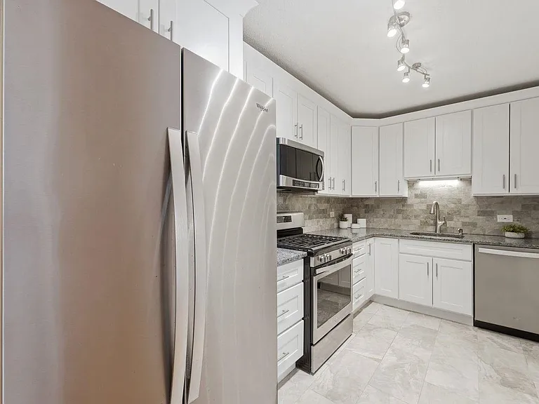 7000 Boulevard East #14F — Photo 6