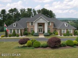 212 Mountain Rd, Sugarloaf, PA 18249