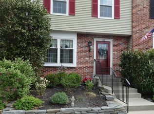1102 Seminole Gdns, Ambler, PA 19002