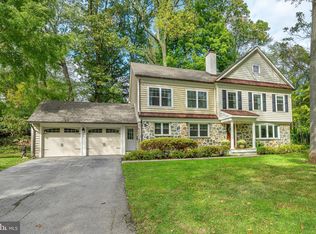 39 Crestline Rd, Wayne, PA 19087