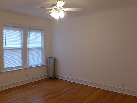 3rd image of 4804-16 N Linder Ave #48083A
