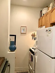 Rented by Jonathan Wachtel, LREB