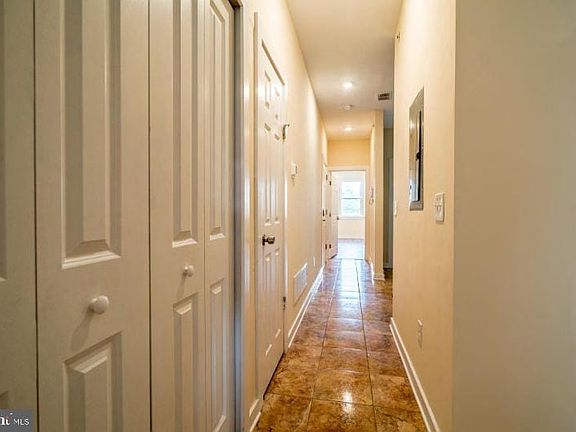 5th image of 2227 N Park Ave #C