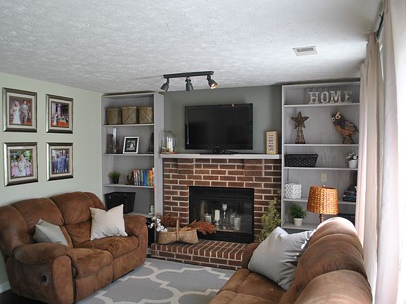 3rd image of 919 Juniper Drive