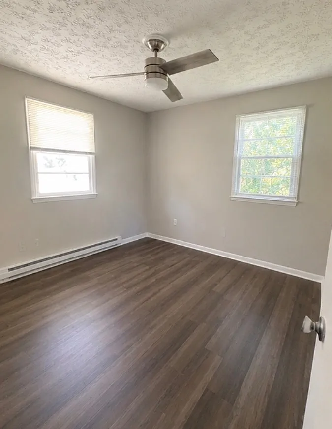 3 bed, 1120 sqft, $1,550 — Photo 3