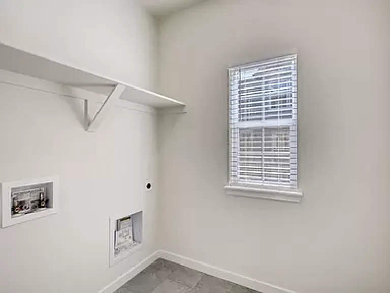 17713 Olive St — Photo 11