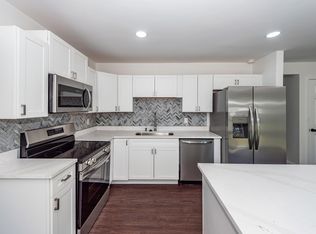 1022 Miles Jamison Rd, Summerville, SC 29485