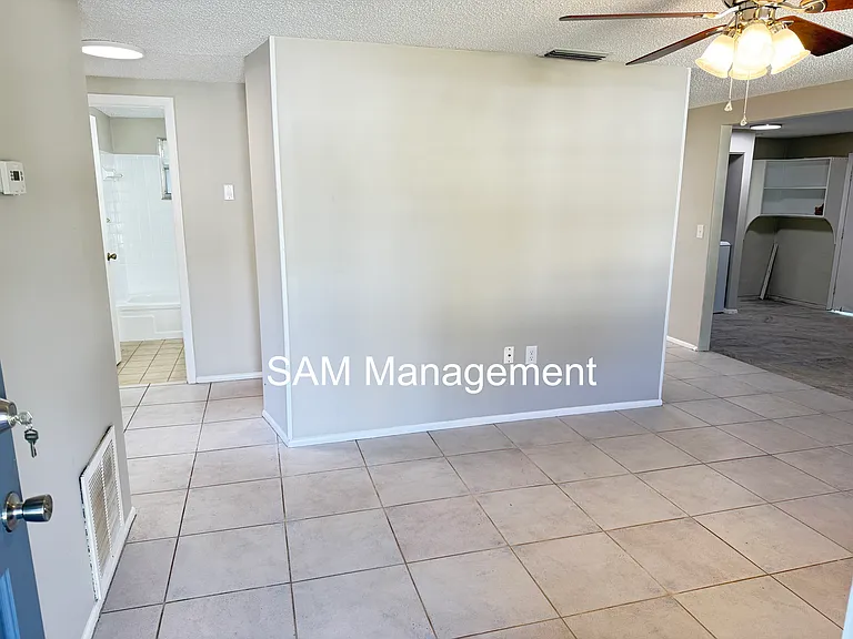 2830 Bucida Dr — Photo 4