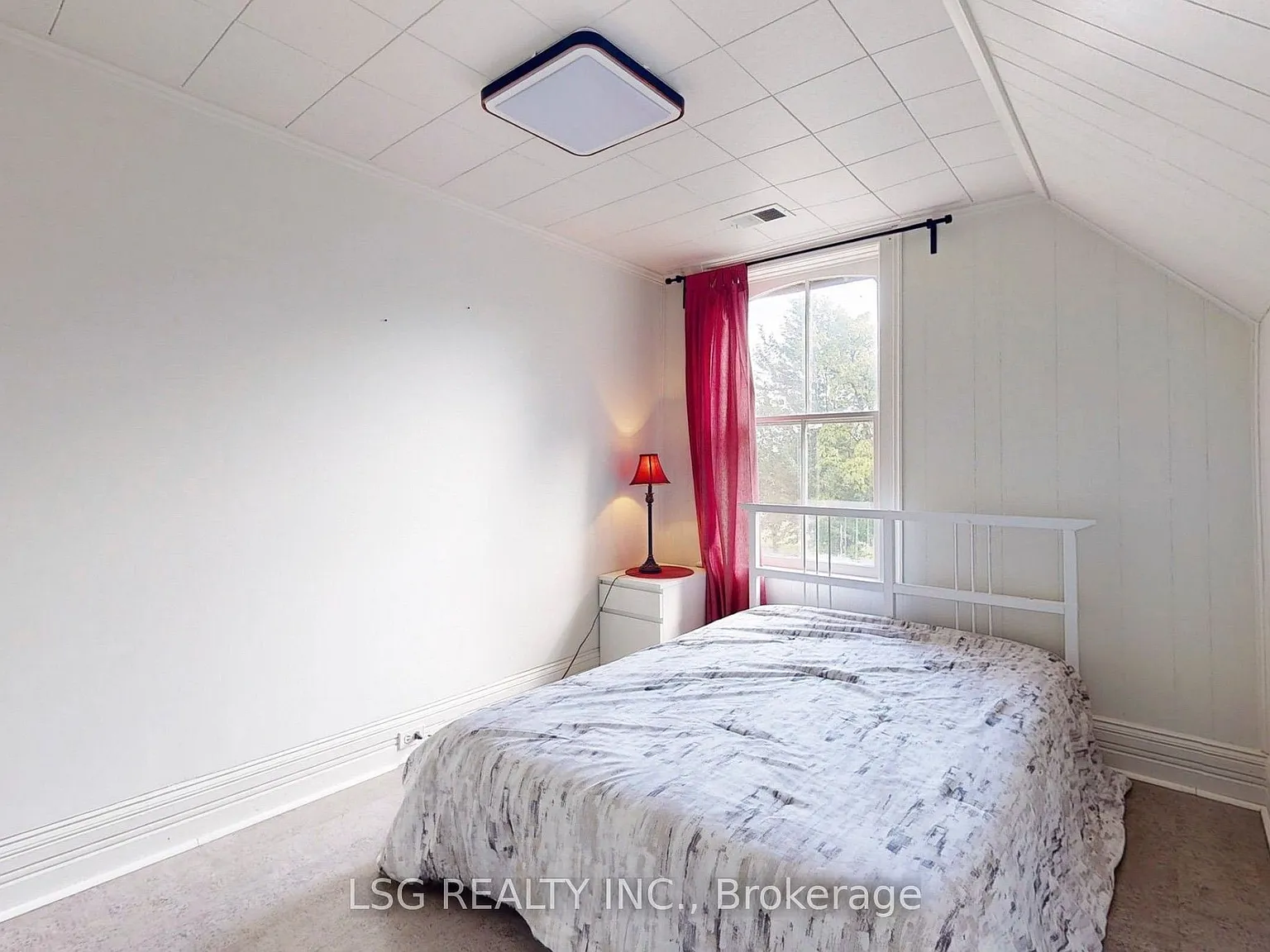 2 bed, $2,200 — Photo 4