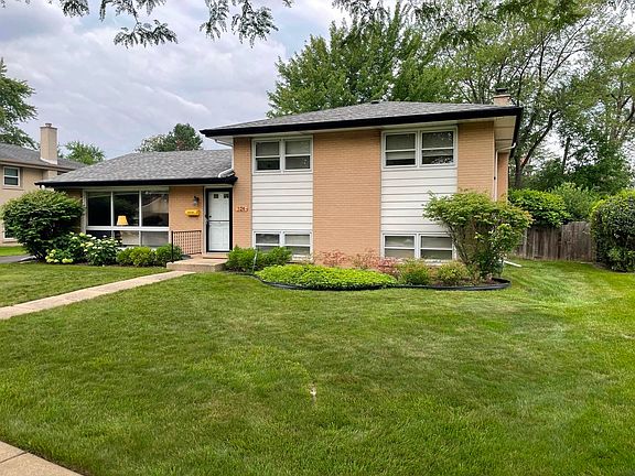 2nd image of 326 Crescent Dr