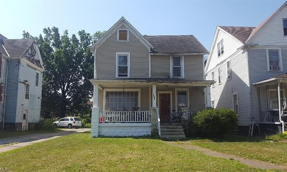 2nd image of 1838 E 31st St
