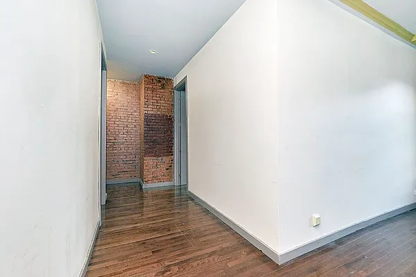 Rented by Skyward | media 23