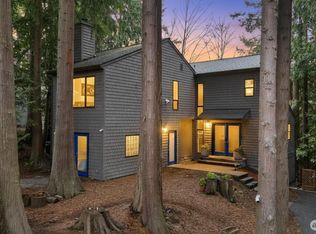 9238 50th Place W, Mukilteo, WA 98275