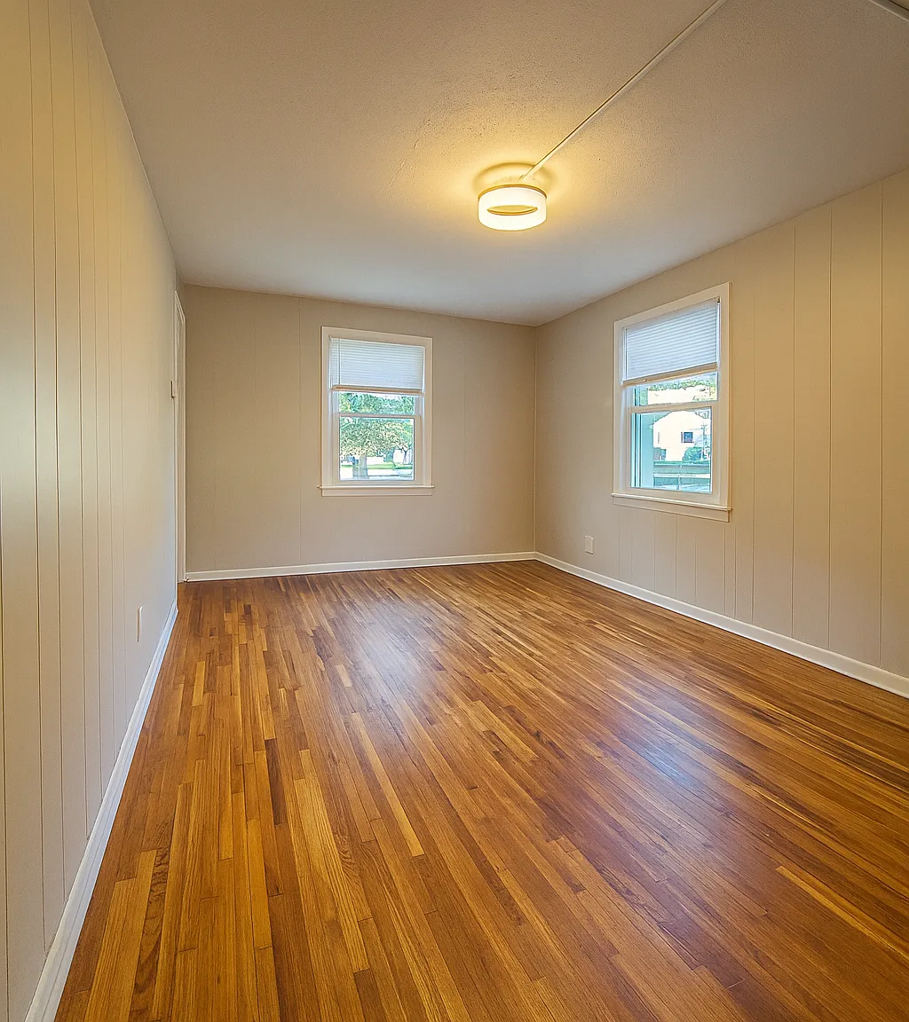 3 bed, $2,000 — Photo 3