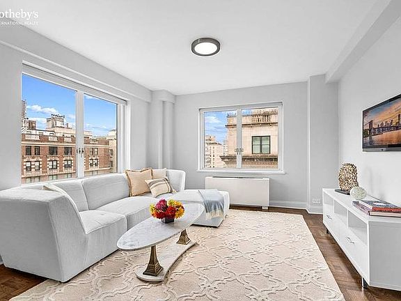 2nd image of 605 Park Ave APT 17C