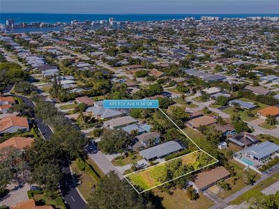 693 91ST AVE N, Naples, FL, 34108