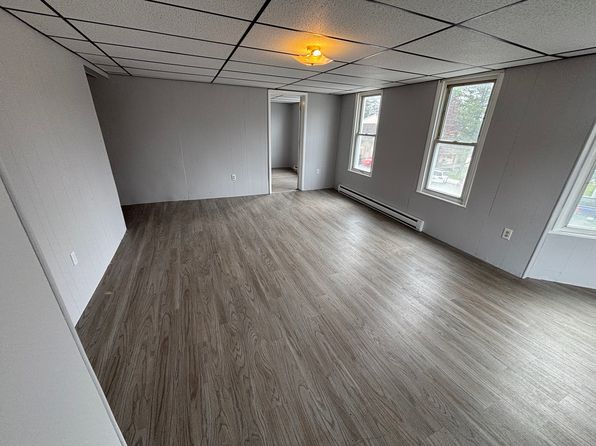 52 W Ludlow St #9