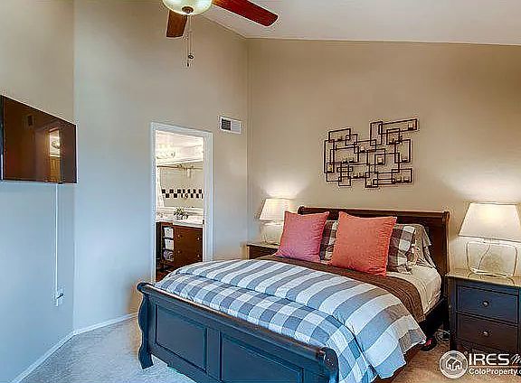 5th image of 2046 Oxford Ln