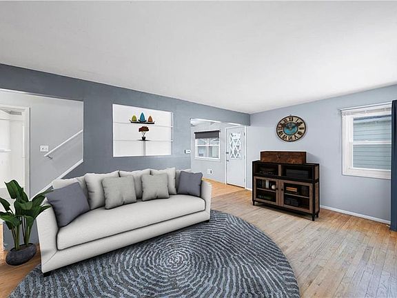 5th image of 2944 Clearfield Ave