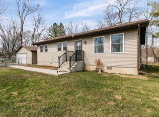 W882 Hyacinth ROAD, Genoa City, WI 53128