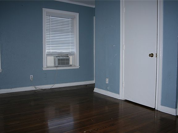 2nd image of 810 Indiana Ave #B