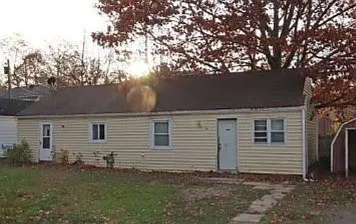 44 Windsor Rd Photo 1