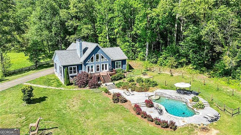 163 Thompson Ln photo 1