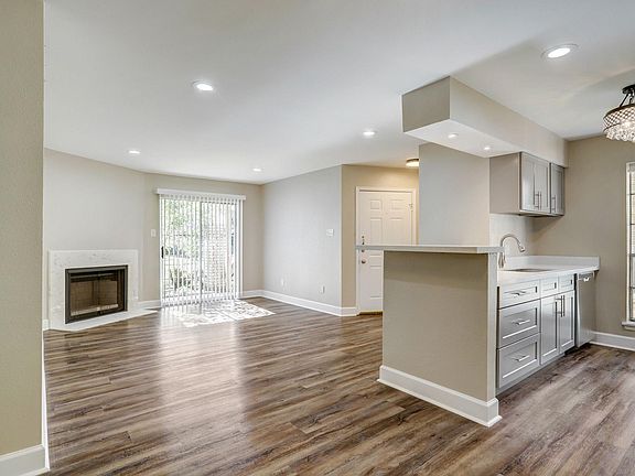 4th image of 10101 S Gessner Rd APT 701