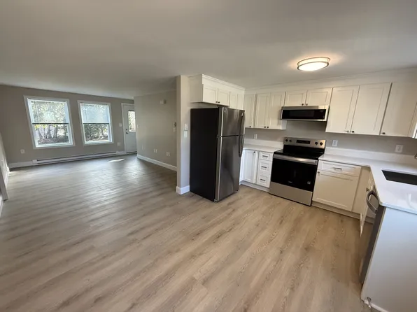 Bayview Apartments - 8B, 8B Penobscot Ter, Belfast, ME 04915