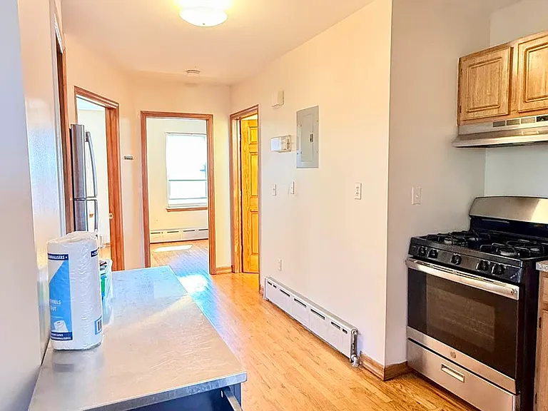28-20 21st Ave #2 — Photo 12