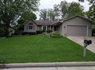 595 11th Ave, Union Grove, WI 53182