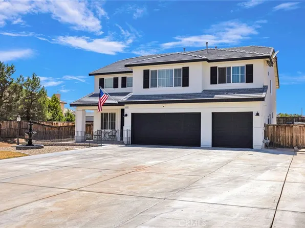 8160 April Ave, Hesperia, CA 92345