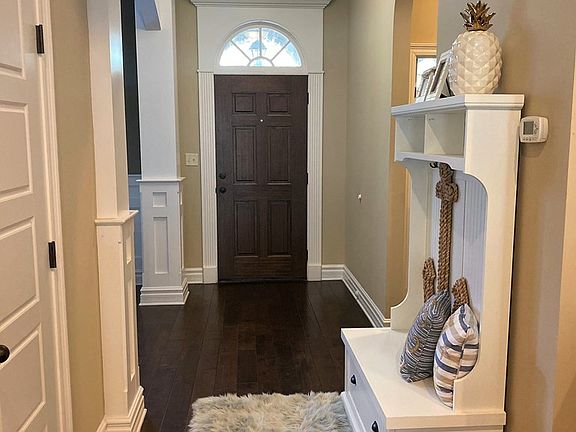2nd image of 3382 Norton Pl