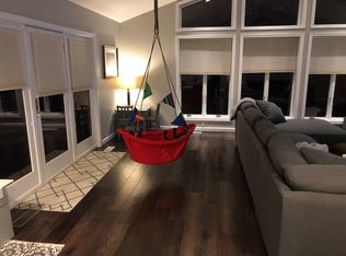 1210 Rankin Dr, Zanesville, OH 43701