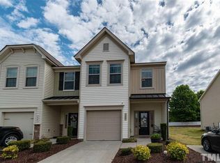 302 Leighann Ridge Ln, Rolesville, NC 27571