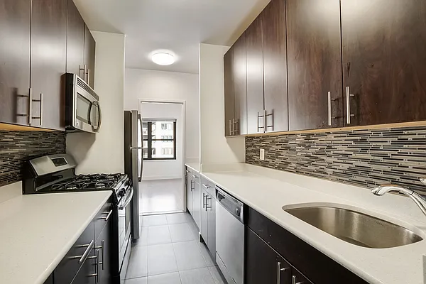 Rented by Algin Management | media 18