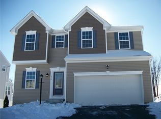 510 Gardenia Dr, Belle Vernon, PA