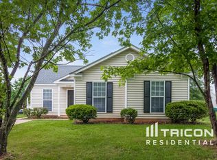 11127 White Stag Dr, Charlotte, NC 28269