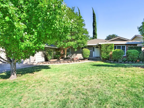 6430 Sandstone St, Carmichael, CA 95608