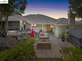 6075 Colton Blvd, Oakland, CA 94611