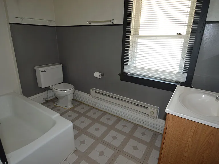 Darin Johnson Triplex — Photo 4